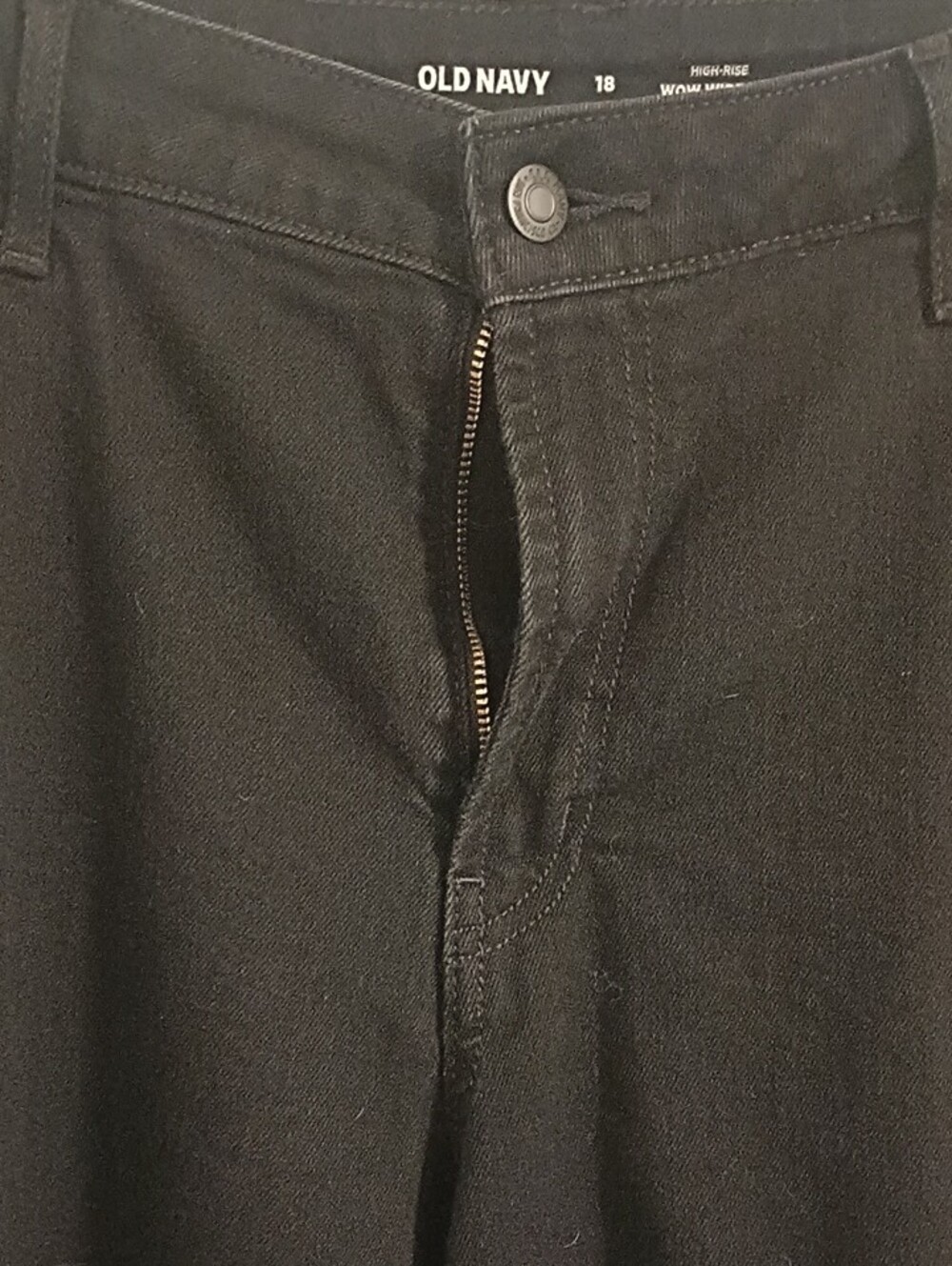 Old Navy Black High-Rise Wow Wide Leg Jeans - Picture 3 of 8